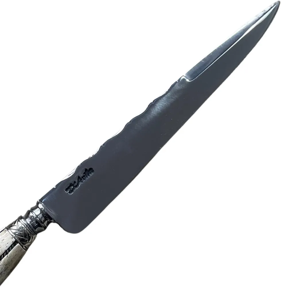 Faca Giuseppe Garibaldi da Coleção Heróis Farroupilha em aço carbono 8", cabo torneado paralelo em osso. - Imagem 3