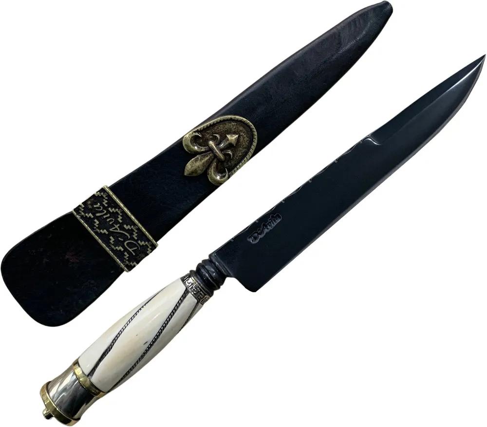 Faca Gaúcha Retovada Especial 8" em aço carbono, cabo em osso, fosfatizado